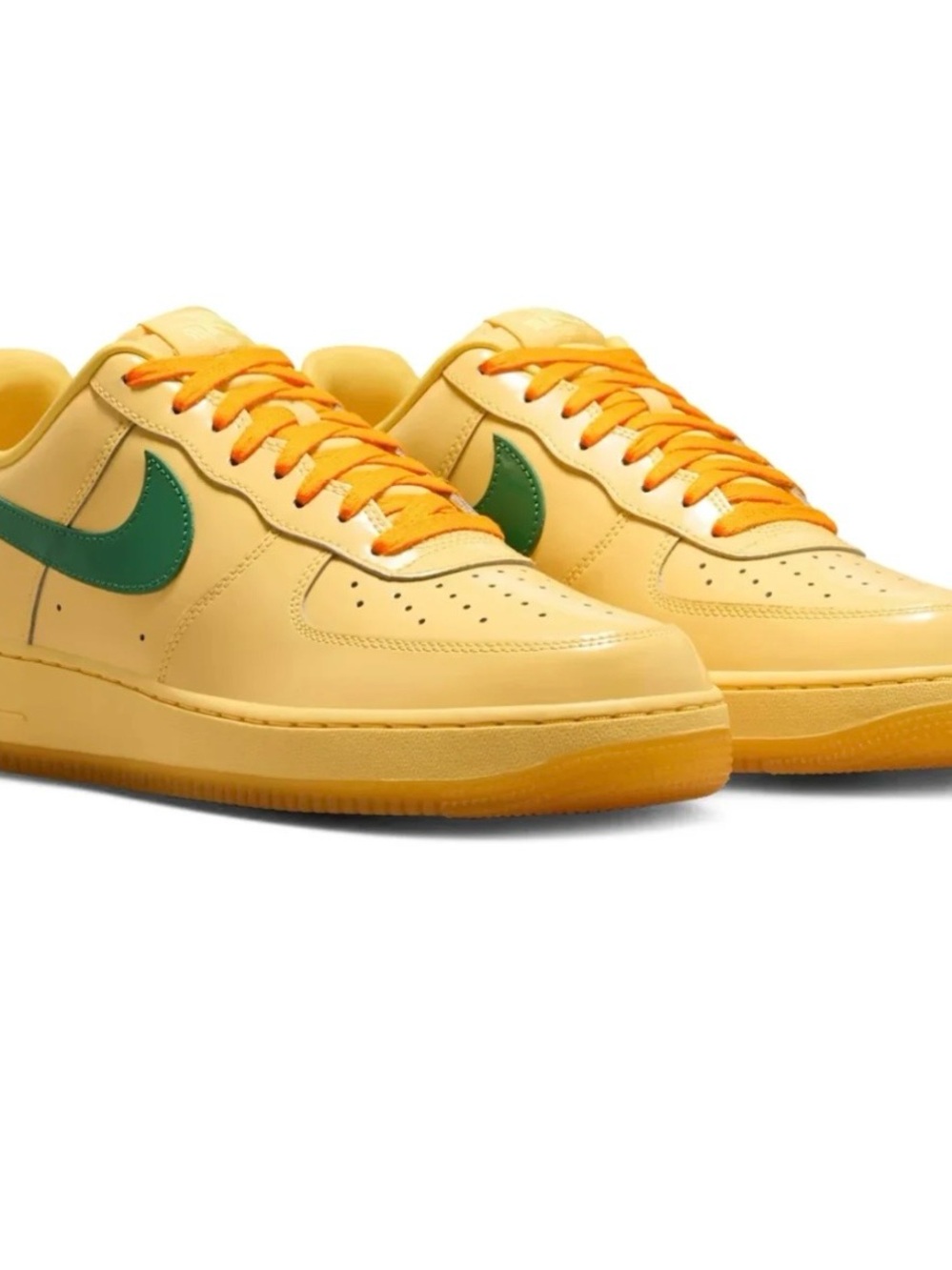 Nike Low-Top Sneakers in Yellow with Green Swoosh